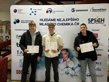 Úspěch našich žáků v krajském kole soutěže Mladý chemik